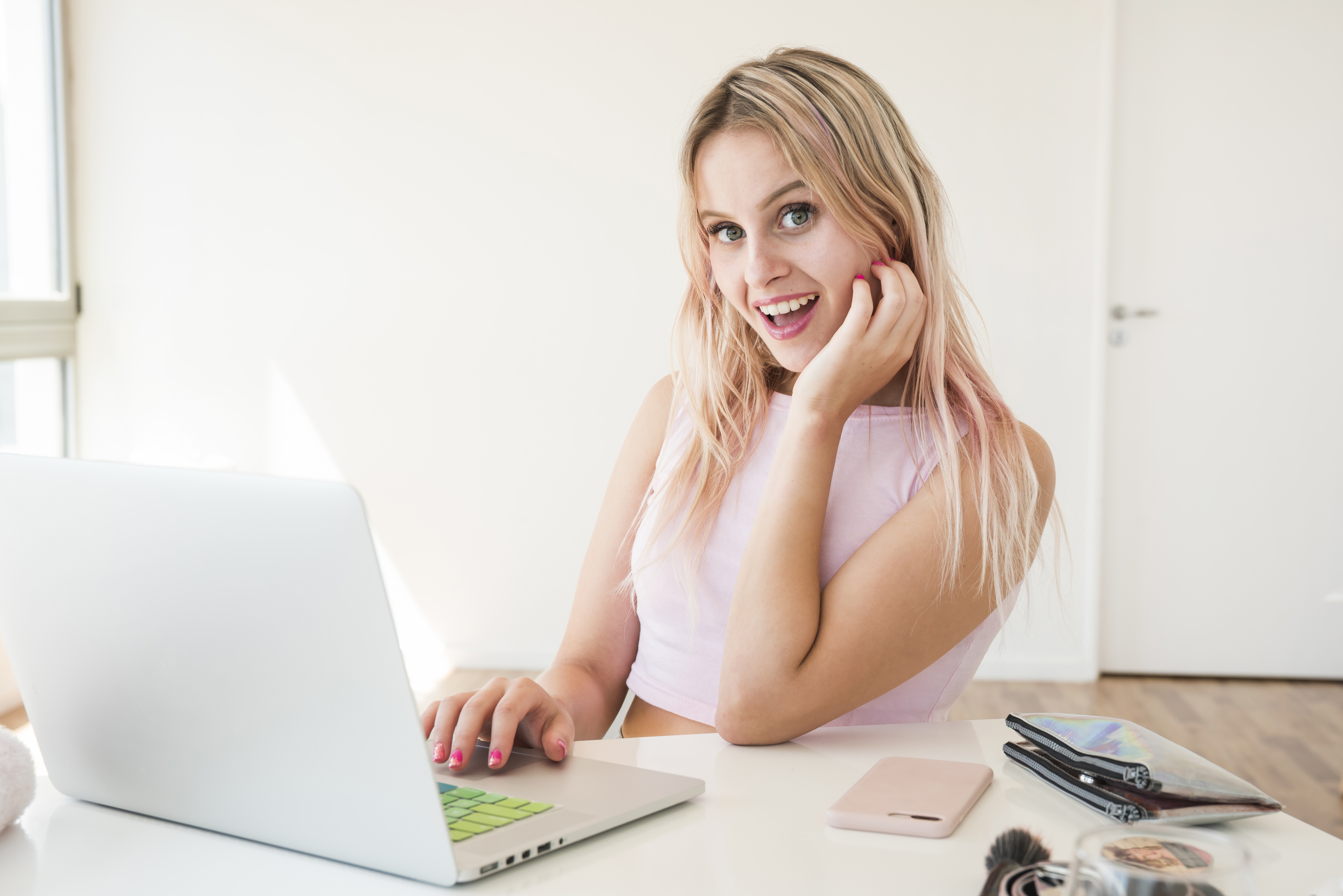Successful coach working online
